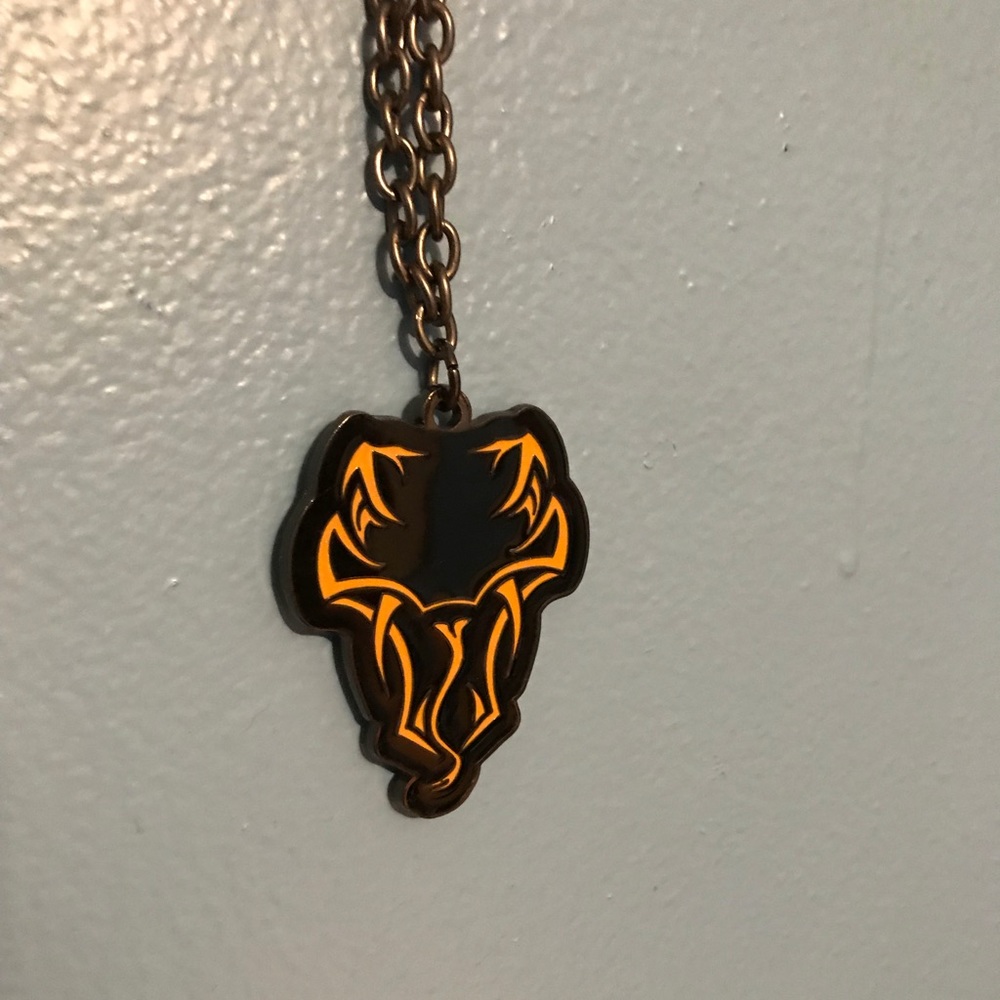 Wwe randy Orton necklace